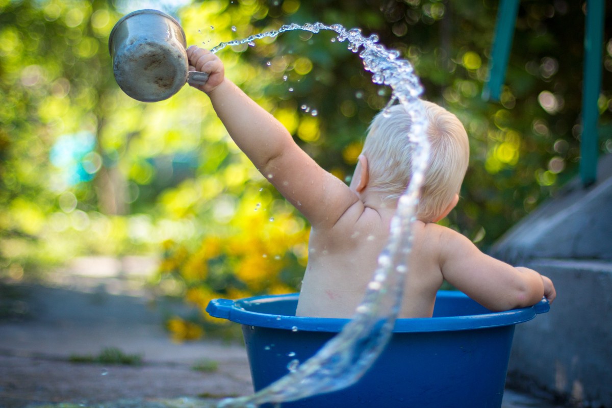 Krabbelgruppe | Foto: lubomirkin, unsplash Krabbelgruppe | Foto: lubomirkin, unsplash