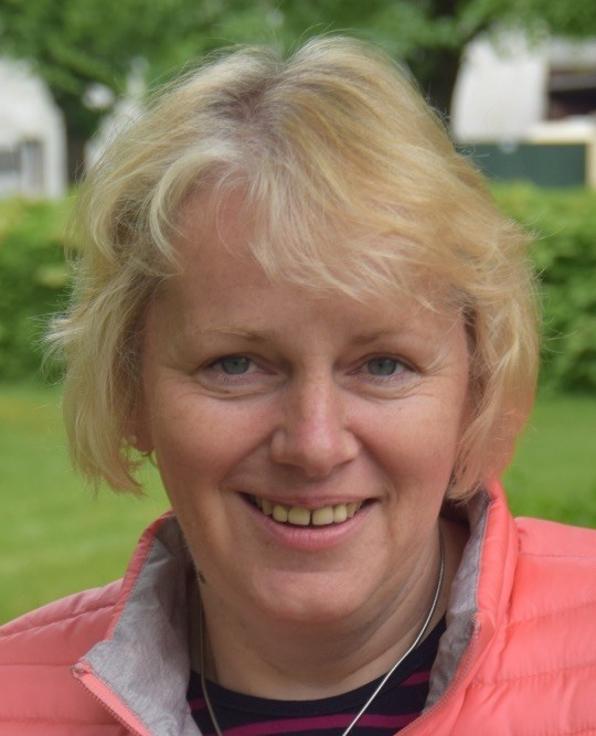  Gudrun Porzelle